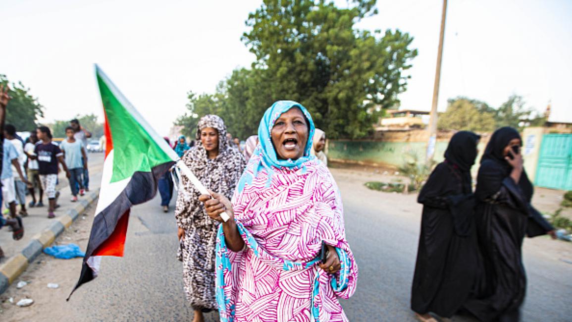 متظاهرون ضد الانقلاب في السودان