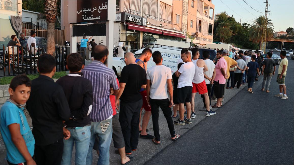 طوابير أمام أفران الخبز في لبنان