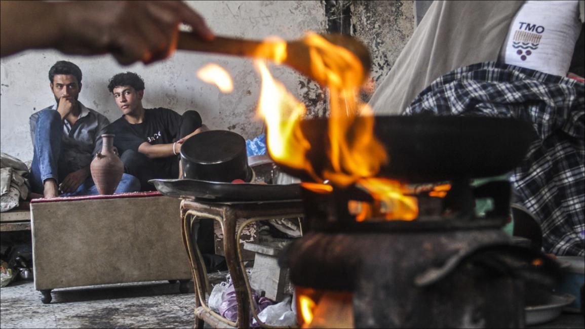 يوم في حياة عائلة فلسطينية وسط ظروف حرب غزة القاسية