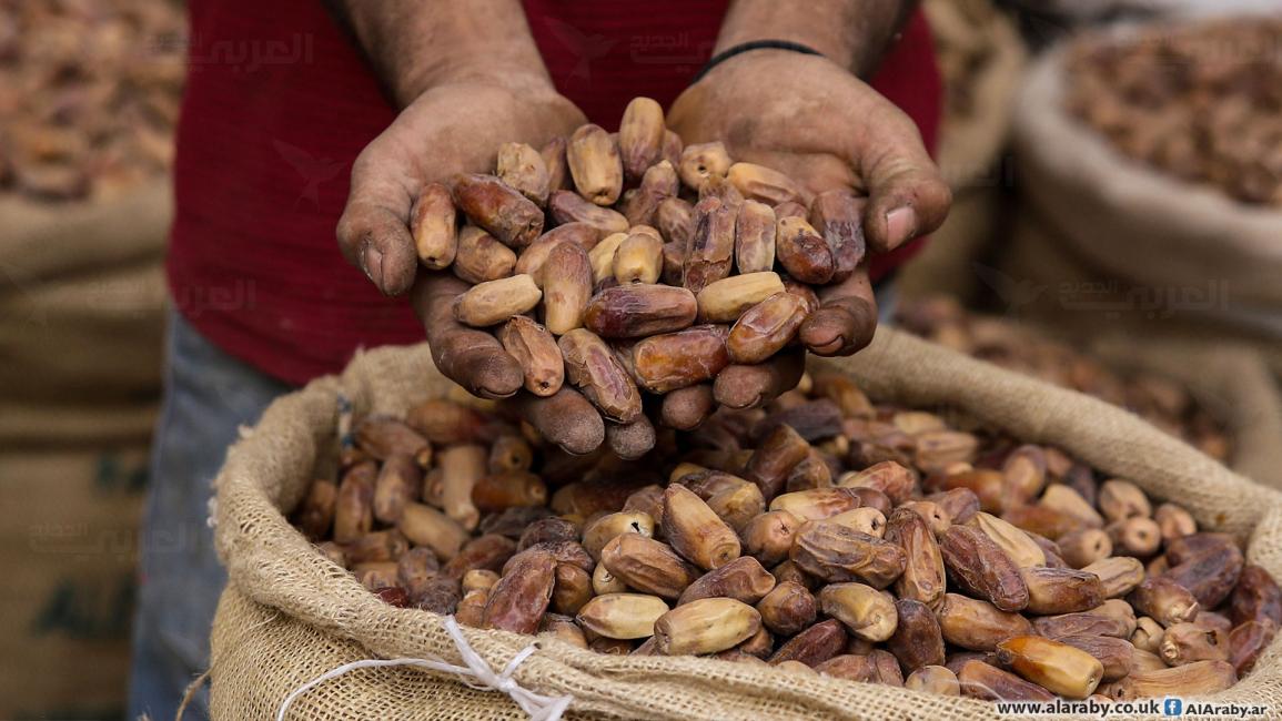 سوق البلح بمنطقه الساحل